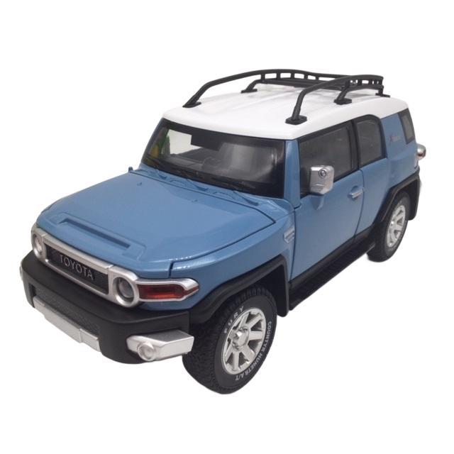 ミニカー 青色 1/24 トヨタ FJクルーザー ヘッドライト＆テールライト