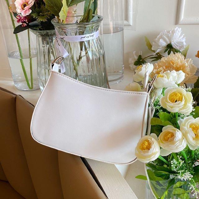 ショルダーバッグ レディース 軽い 白 黒 フェイクレザー 斜めがけ 肩掛け チェーン 2way きれいめ おしゃれ 韓国 シンプル 通勤 通学 | ブランド登録なし | 02