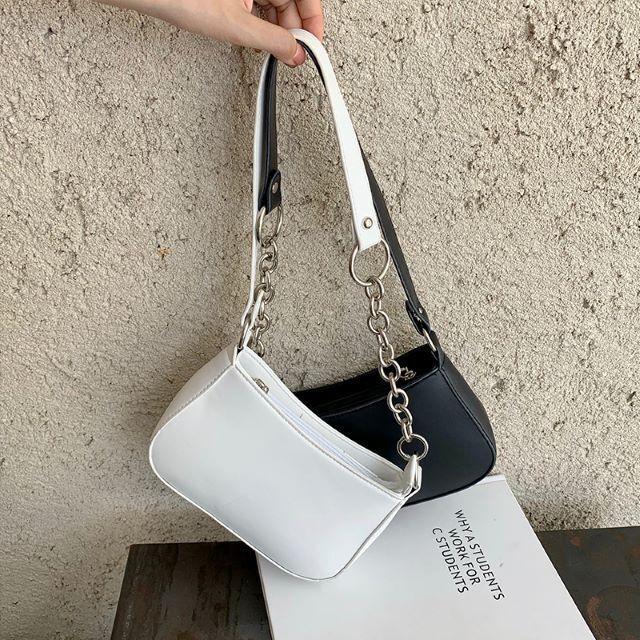 ショルダーバッグ レディース 軽い 白 黒 フェイクレザー 斜めがけ 肩掛け チェーン 2way きれいめ おしゃれ 韓国 シンプル 通勤 通学 | ブランド登録なし | 18