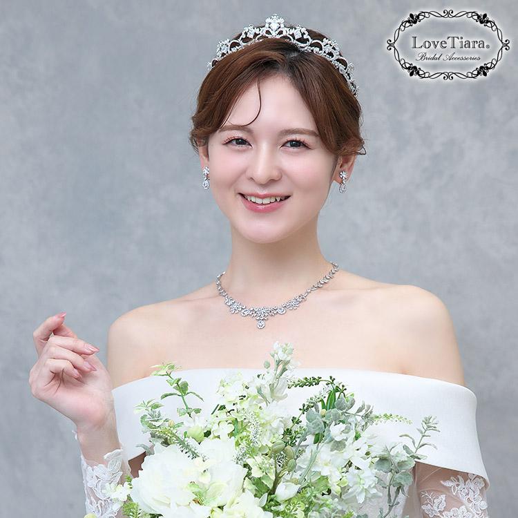 ティアラ カチューシャ 髪飾り 結婚式 花嫁 ヘッドアクセサリー