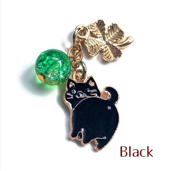 猫 イヤホンジャック ふりむき クローバー ねこ ストラップ iphone