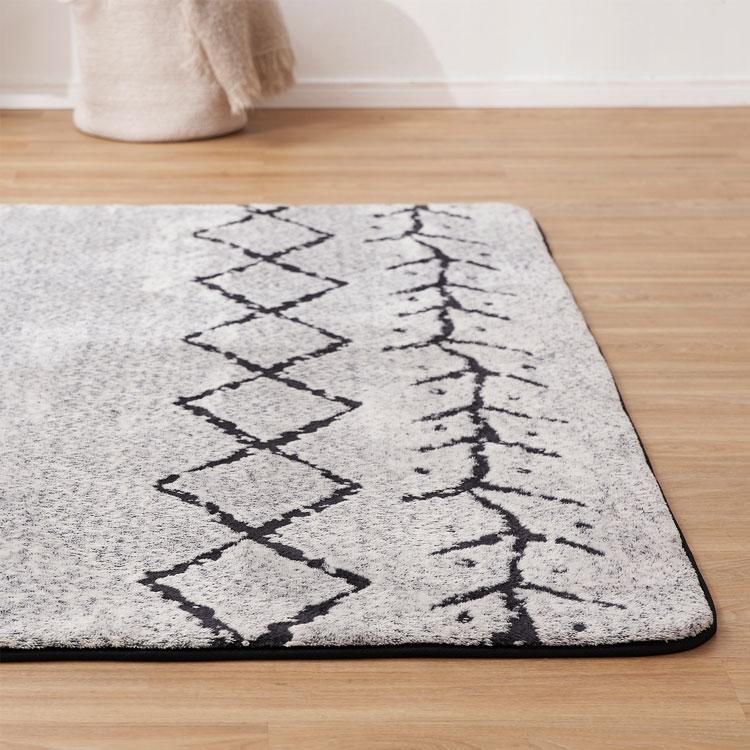 LOWYA（ロウヤ） ラグ 185×185cm 先染めふっくらラグ ベニワレン