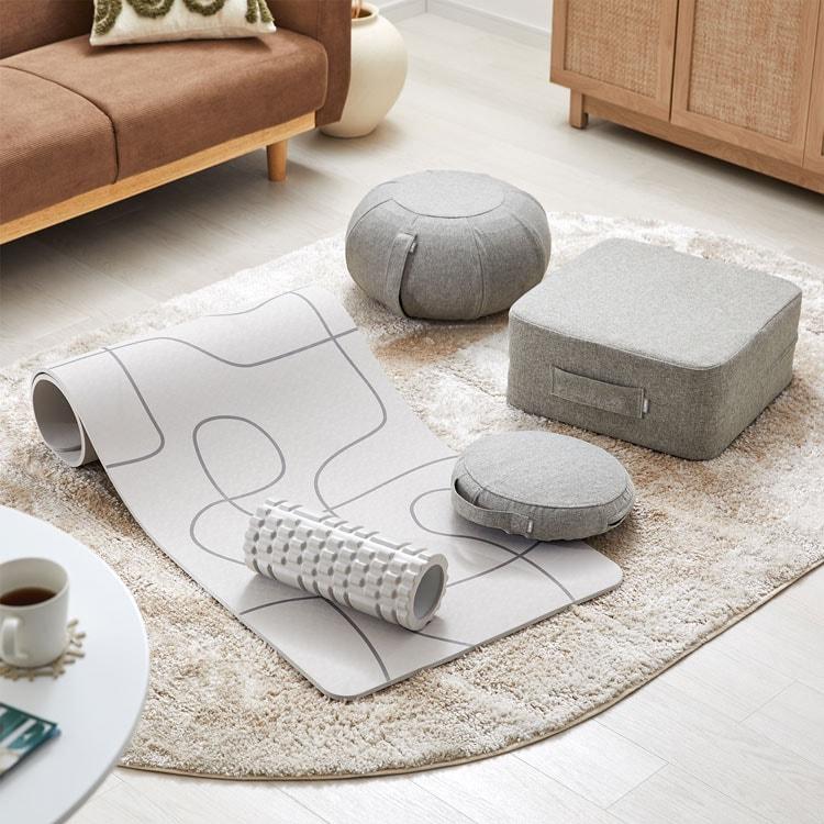 トレーニングマット ヨガマット おしゃれ 10mm ショルダーバンド付き