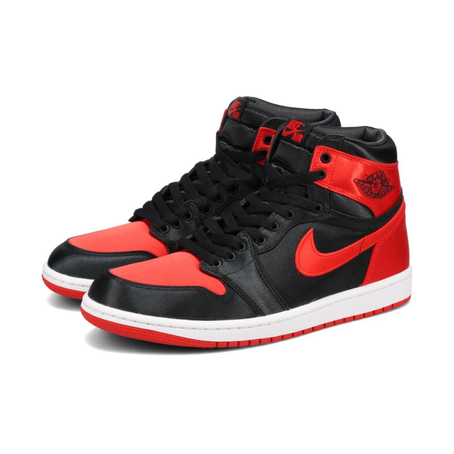 定価以下 【NIKE】 WMNS Air Jordan 1 Retro High Nike Wmns Air Jordan 1 Retro High OG “Satin Bred”が国内1月4