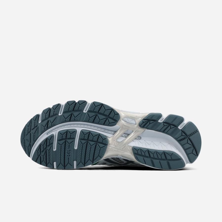 【10%OFF】 ASICS SPORTSTYLE GEL-KAYANO 20 アシックス スポーツスタイル ゲル カヤノ 20 STORM CLOUD/CILANTRO ホワイト 1203A884-400の画像