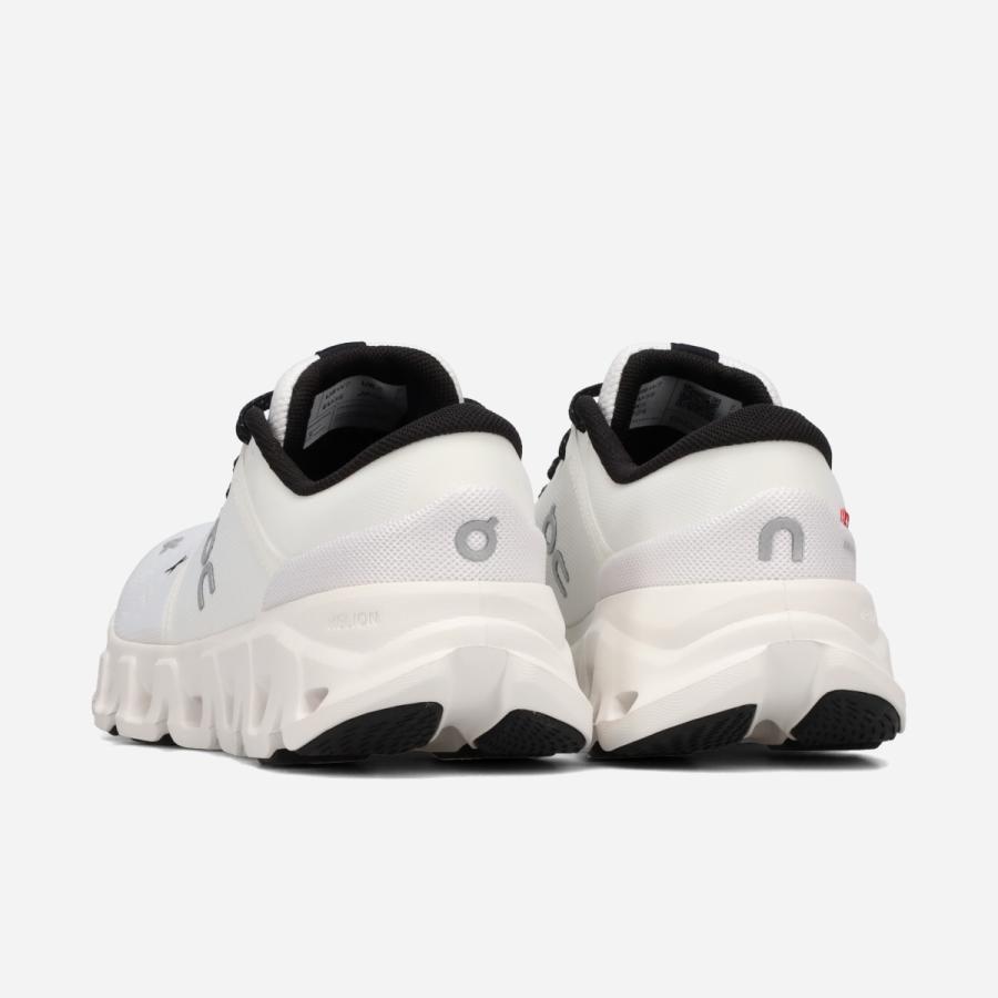 On（オン） ON CLOUD X 5 (W) クラウド エックス 5 レディース WHITE