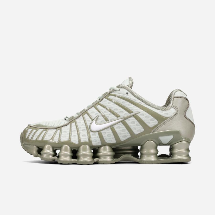 箱無 新古品 Nike Shox Silver ショックス シルバー 25cm 箱無 新古品 Nike Shox Silver ショックス シルバー 25cm