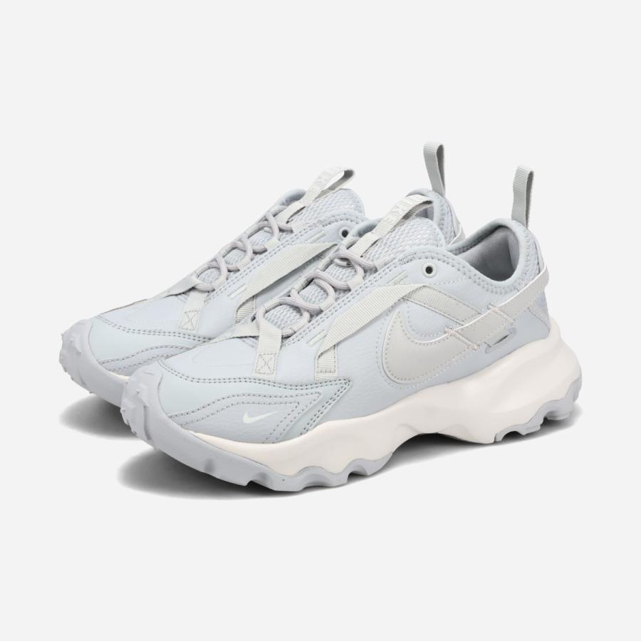 NIKE ナイキ TC 7900スニーカー　ライトグレー NIKE / ナイキ ウィメンズ TC 7900