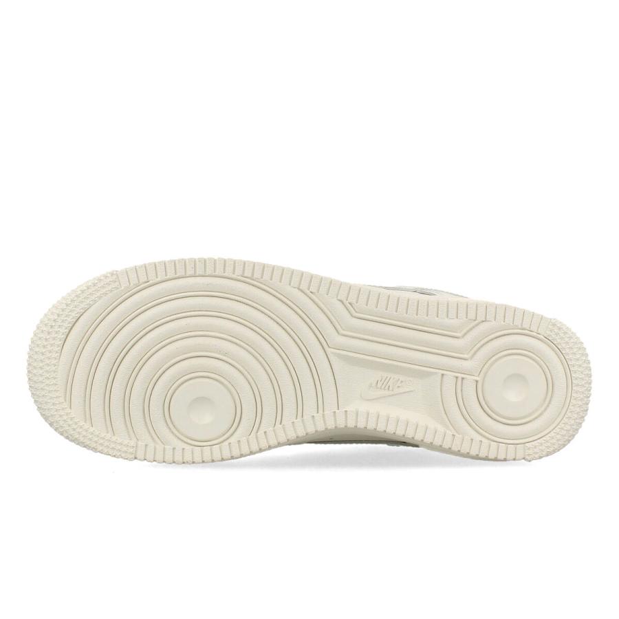 エア フォース 1 NIKE WMNS AIR FORCE '07 ESSENTIAL TRK3 エア フォース 1 NIKE WMNS AIR FORCE '07 ESSENTIAL TRK3