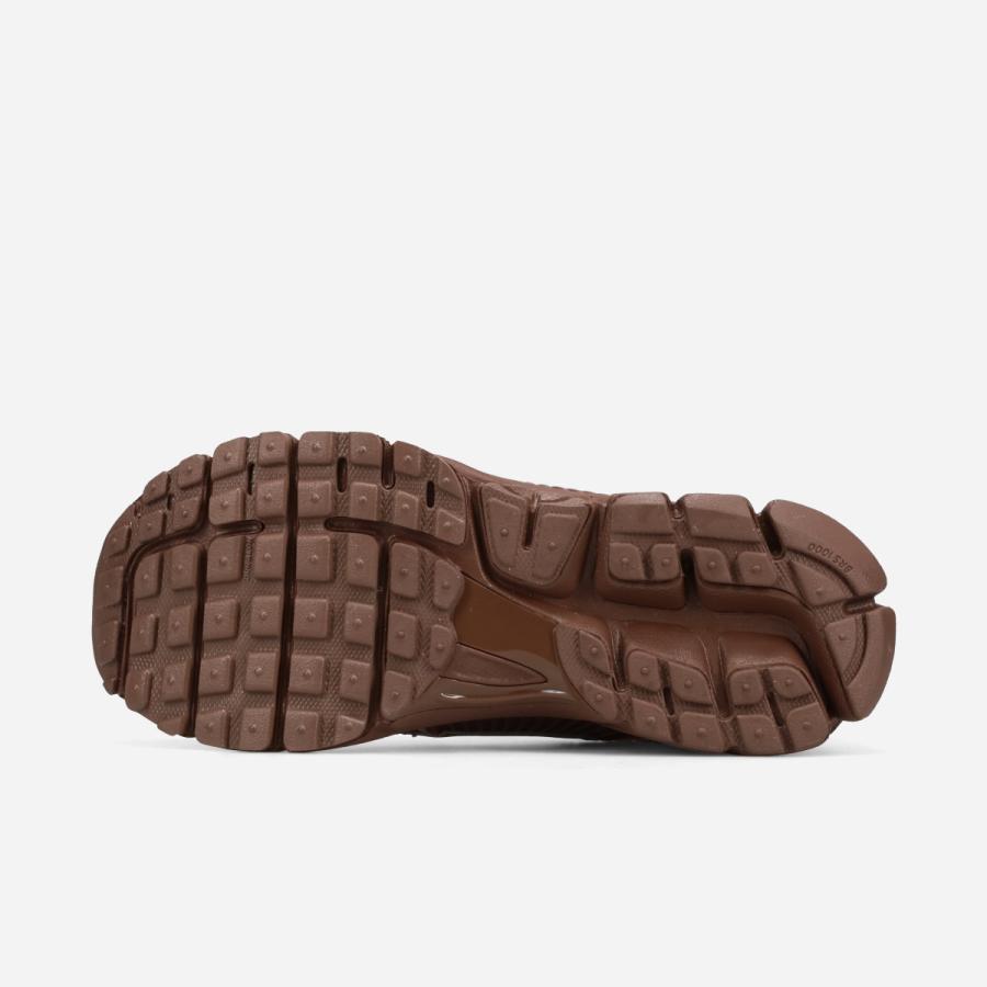 ズーム ボメロ NIKE WMNS ZOOM VOMERO 5 ナイキ ウィメンズ レディース