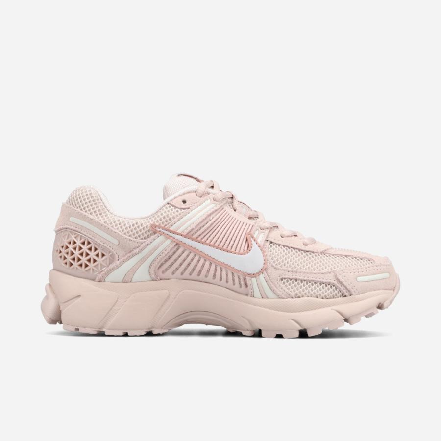 ズーム ボメロ NIKE WMNS ZOOM VOMERO 5 ナイキ ウィメンズ レディース