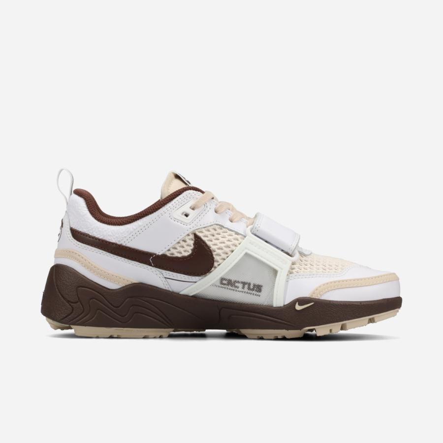 ナイキ ズーム フィールドジャックス 26.5 ズーム(NIKE) NIKE ZOOM FIELD JAXX × TRAVIS SCOTT ナイキ ズーム
