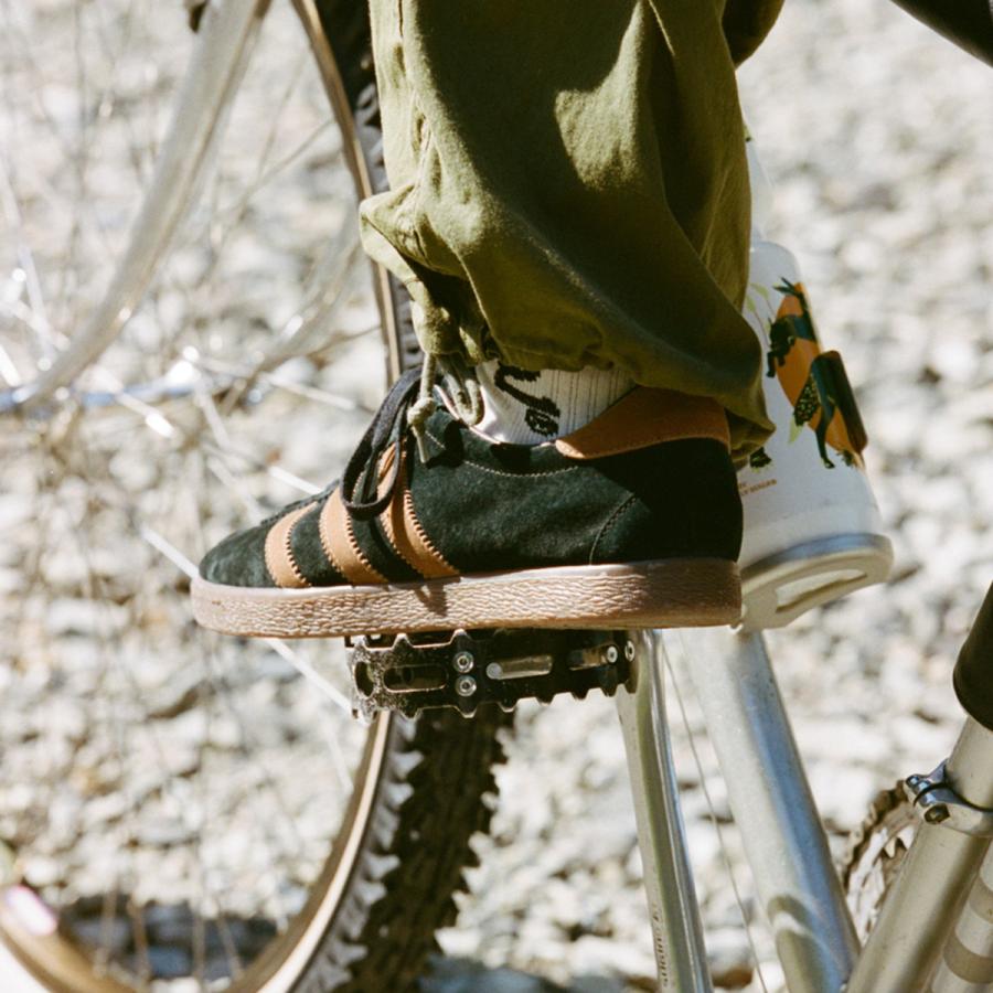 adidas Originals 【限定別注モデル】 TOBACCO for KICKS LAB