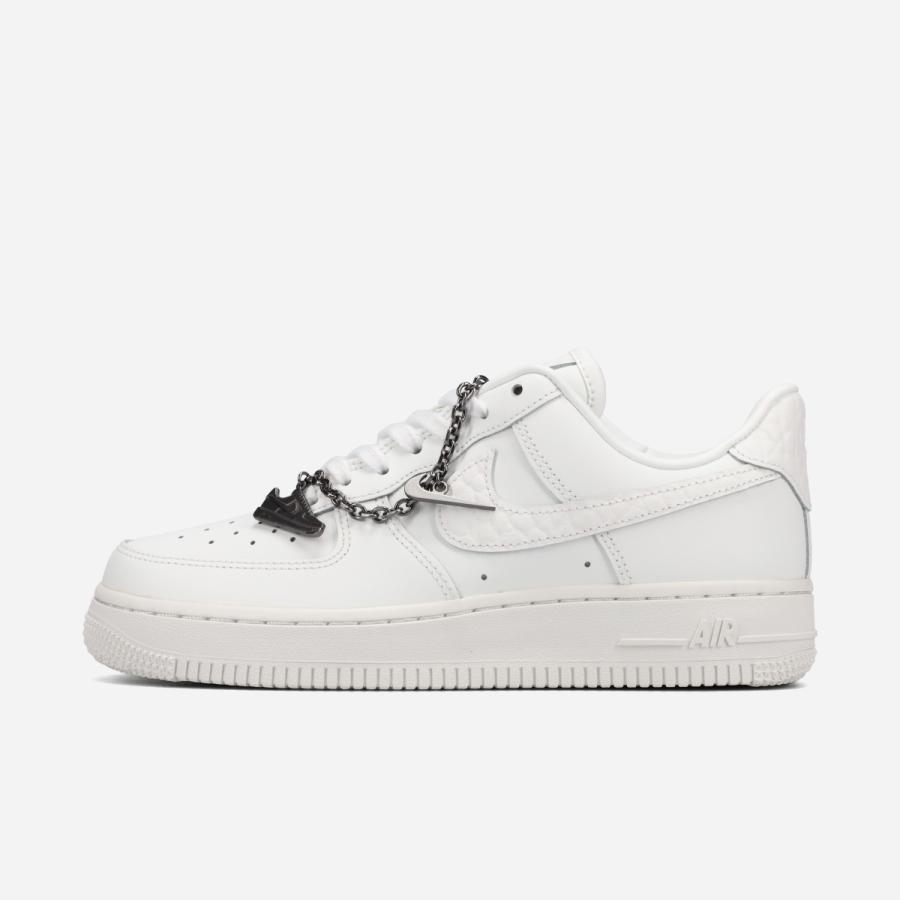 エア フォース 1 NIKE WMNS AIR FORCE '07 ナイキ ウィメンズ