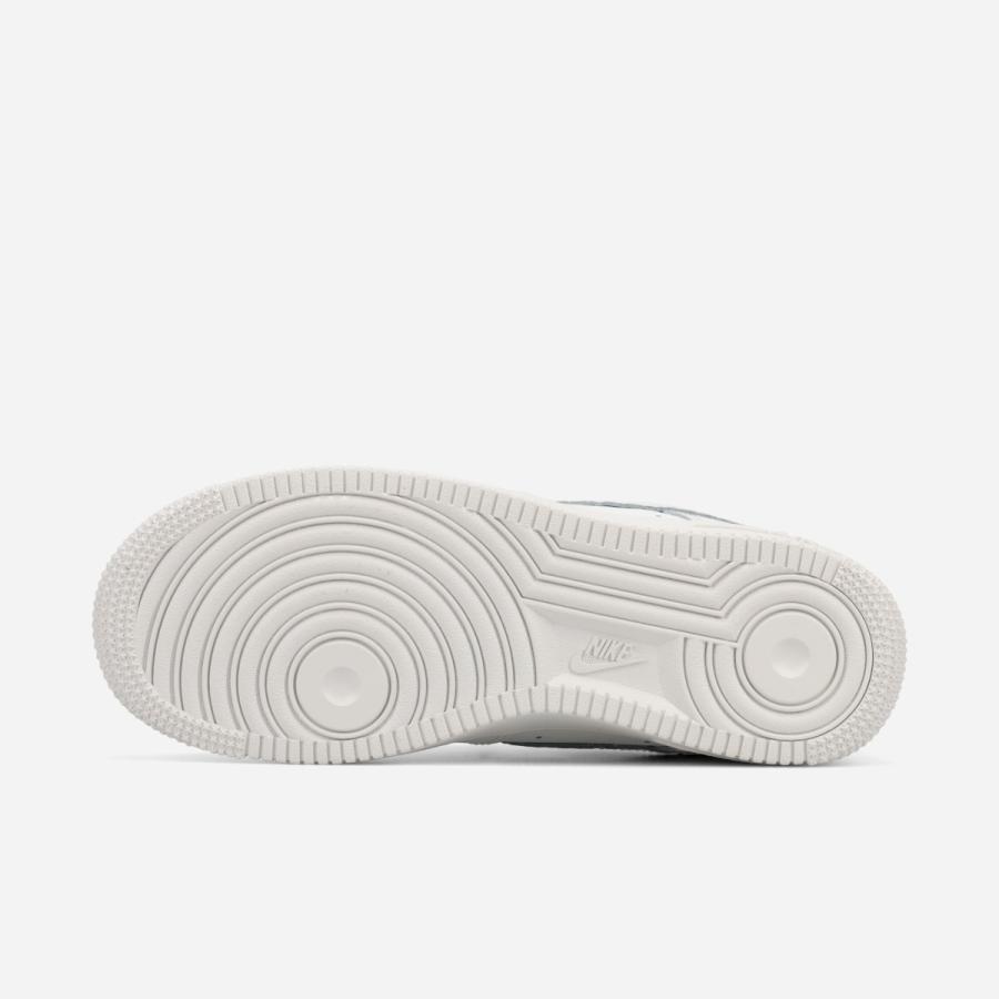エア フォース 1 NIKE WMNS AIR FORCE '07 ナイキ ウィメンズ
