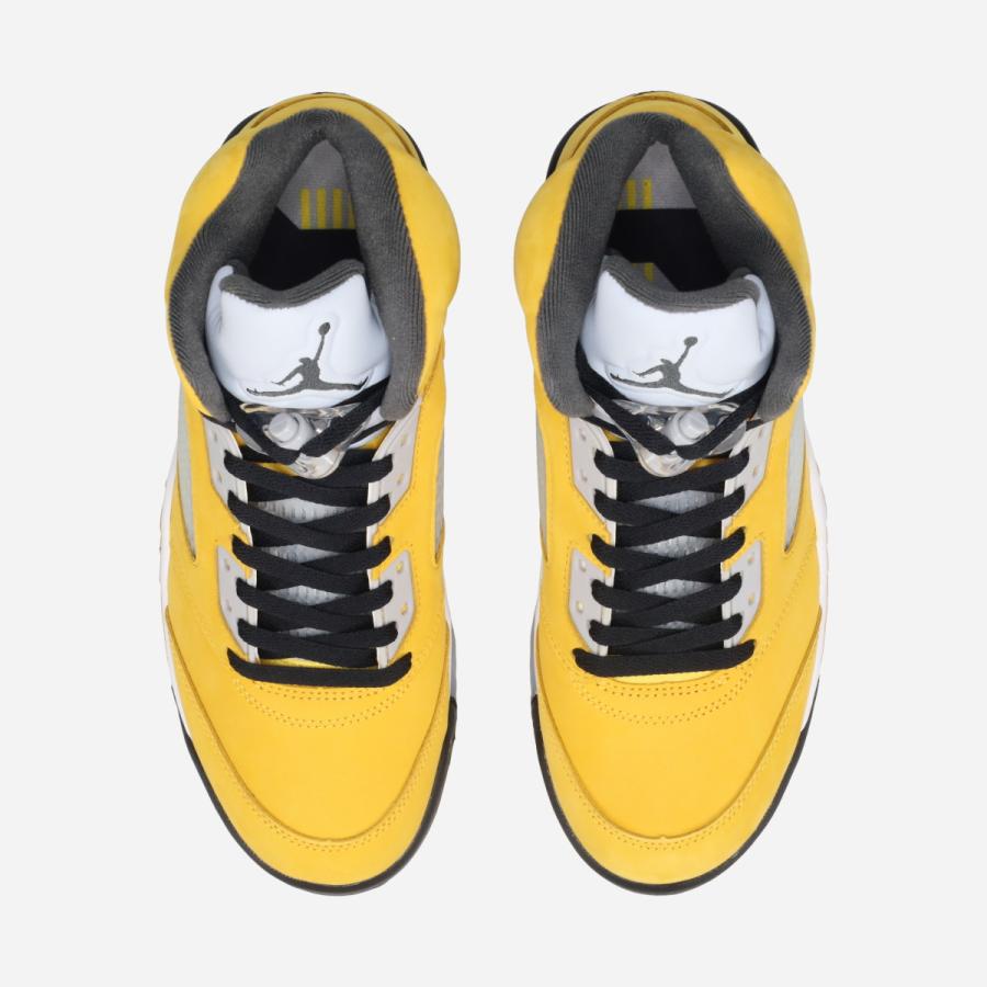 NIKE AIR JORDAN 5 RETRO -TOKYO 23- ナイキ ジョーダン 5 レトロ -トーキョー 23- メンズ VARSITY MAIZE/BLACK/WOLF GREY イエロー IO3372-700の画像