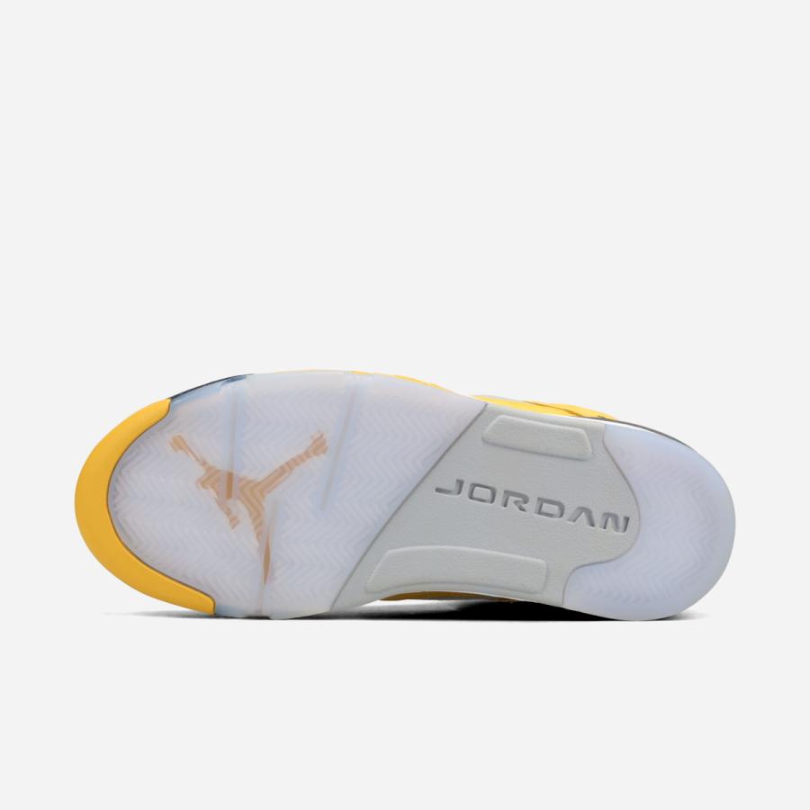 NIKE AIR JORDAN 5 RETRO -TOKYO 23- ナイキ ジョーダン 5 レトロ -トーキョー 23- メンズ VARSITY MAIZE/BLACK/WOLF GREY イエロー IO3372-700の画像