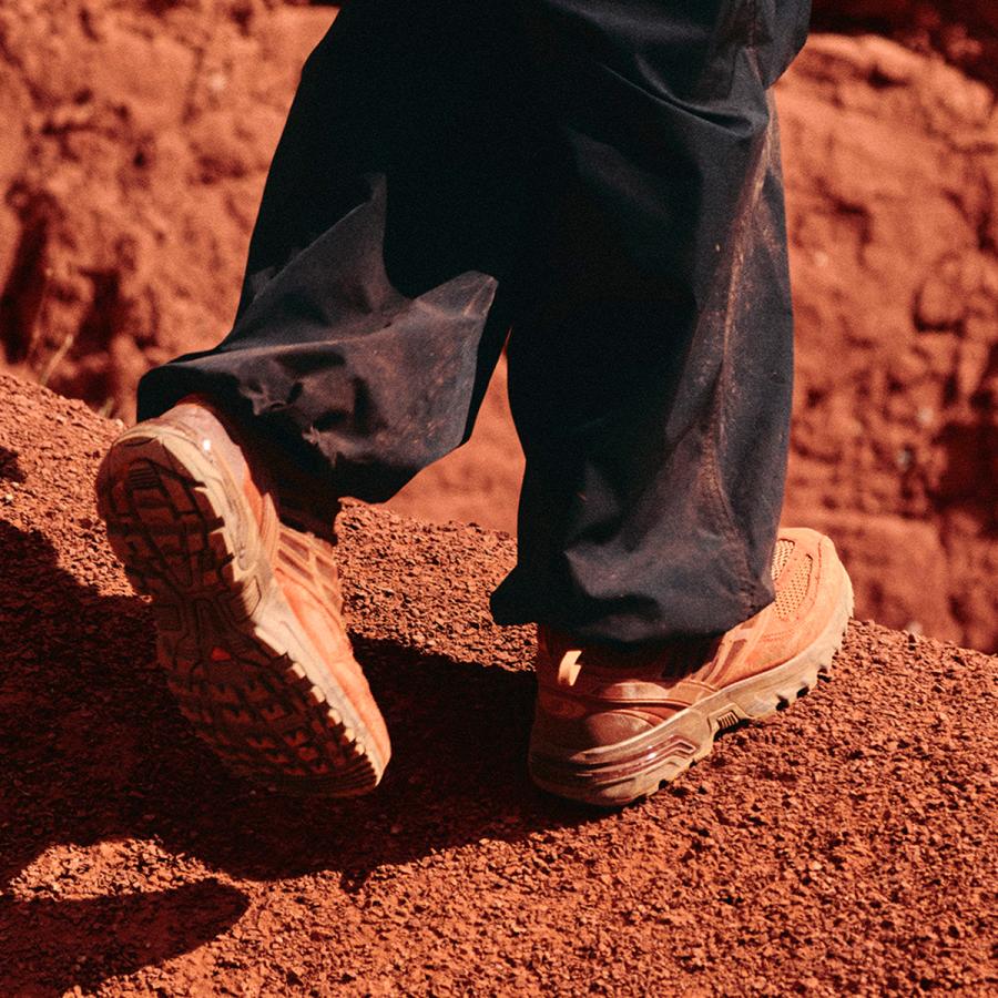 鮮血のアッシュ PR 1枚 アシックス UNPRE ARS LOW 3【1063A113.600】Red Clay/Graphite Grey