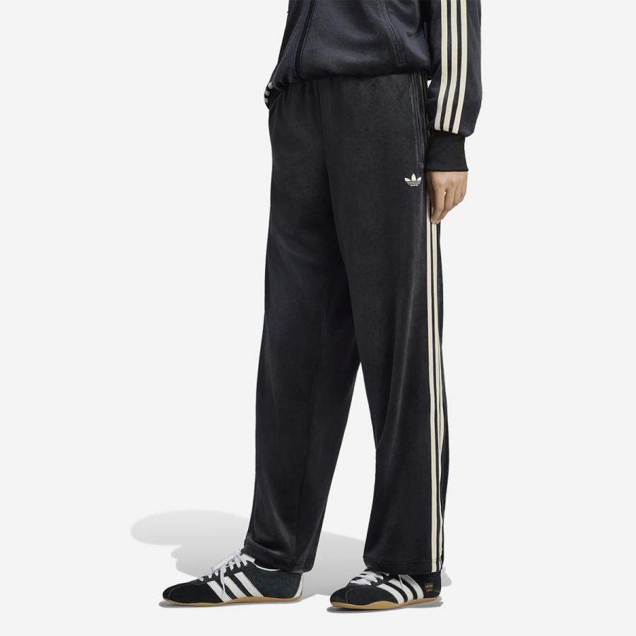 adidas FIREBIRD VELOUR TRACK PANTS アディダス ファイヤーバード ベロア トラック パンツ メンズ レディース BLACK ブラック LC8085 | adidas Originals | 01