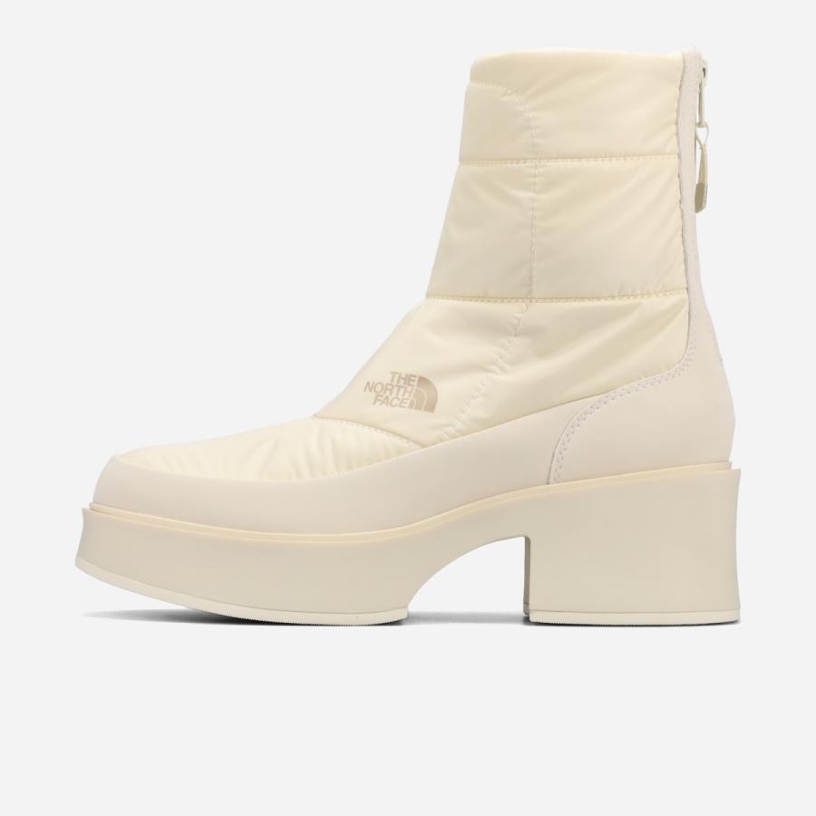 新品未使用 ノースフェイス カルミア ヌプシブーツ ホワイト24cm防水ブーティ 新品未使用 ノースフェイス カルミア ヌプシブーツ ホワイト24cm防水