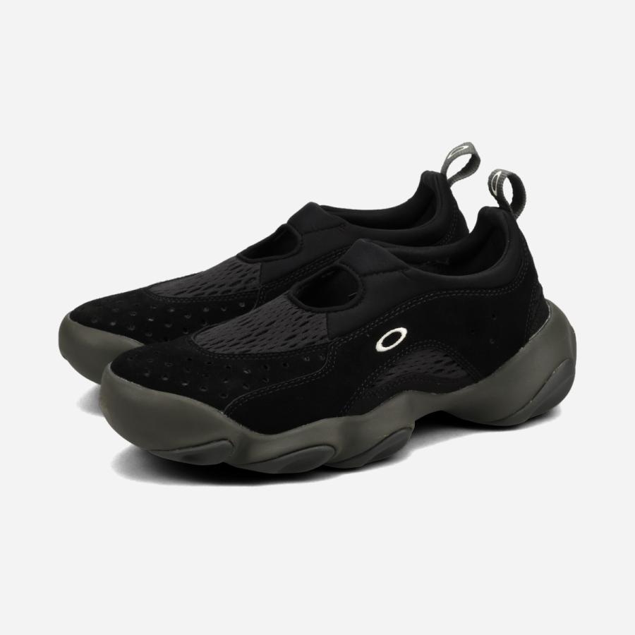 o02004117d324-blk