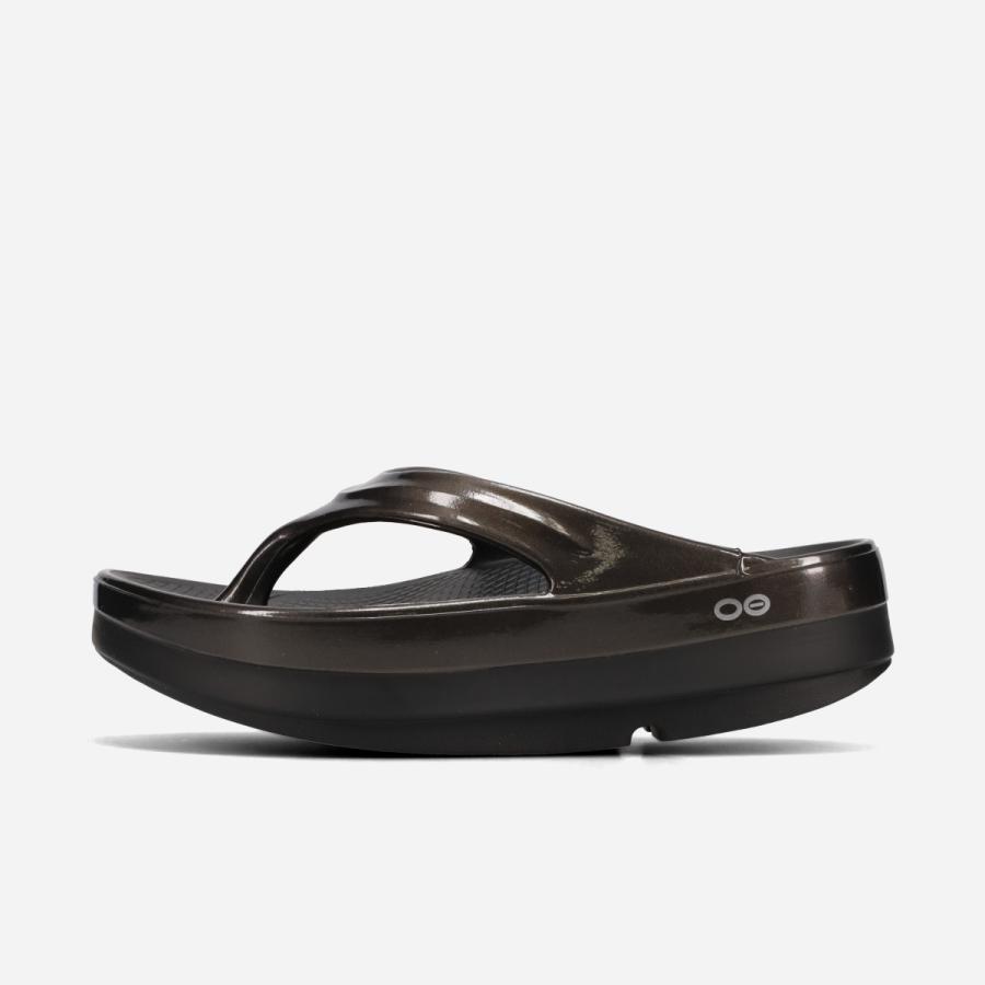 crocs（クロックス） OOFOS OOmega Luxe ウーフォス ウーメガ ルクス
