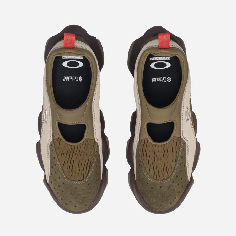 Oakley スニーカー factory サンダル　美品箱付き OAKLEY（オークリー） 【40%OFF】 OAKLEY FACTORY TEAM FLESH SANDAL