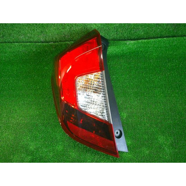 フィット DBA-GK3 左テールランプ 13G L ホンダセンシング L13B CVT