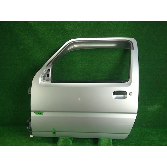 ジムニー JB23W　色Z2S　左ドアのみ　1999y ジムニー ABA-JB23W 左FドアASSY XG 4WD K6AT 4FT Z2S アサヒ M213