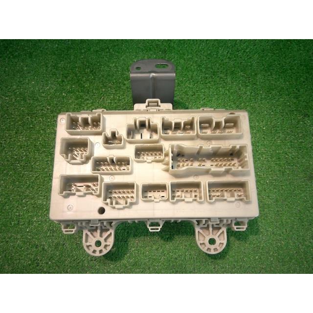 タイタン ヒューズボックス 4JJ1 A5K(729) 1K04-66-760 : l parts