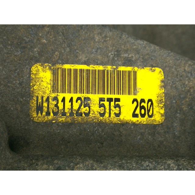 フィット DBA-GK4 RリジットデフASSY 13G Fパッケージ 4WD L13B  CVT NH823M    41200-5T5-003の画像