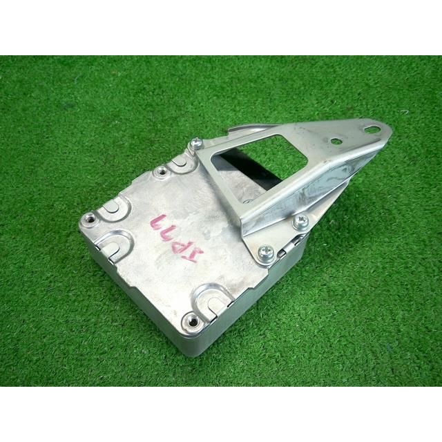 アクア DAA-NHP10 PSコンピューター S 1NZ-FXE CVT 209 FC22 デンソー