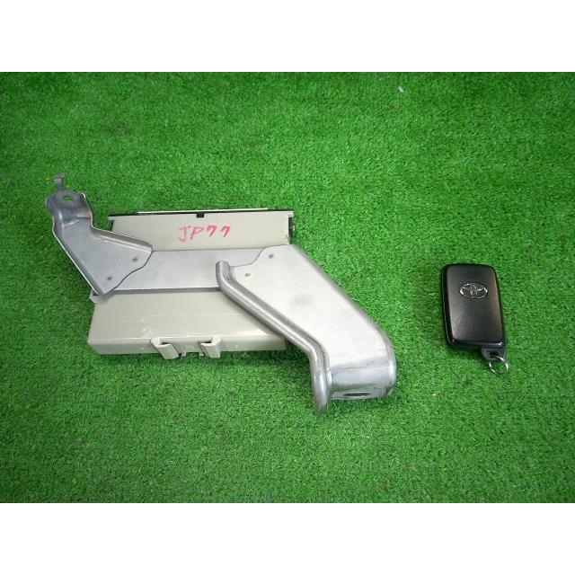 アクア DAA-NHP10 「スマートキーコンピューター」 S 1NZ-FXE CVT 209