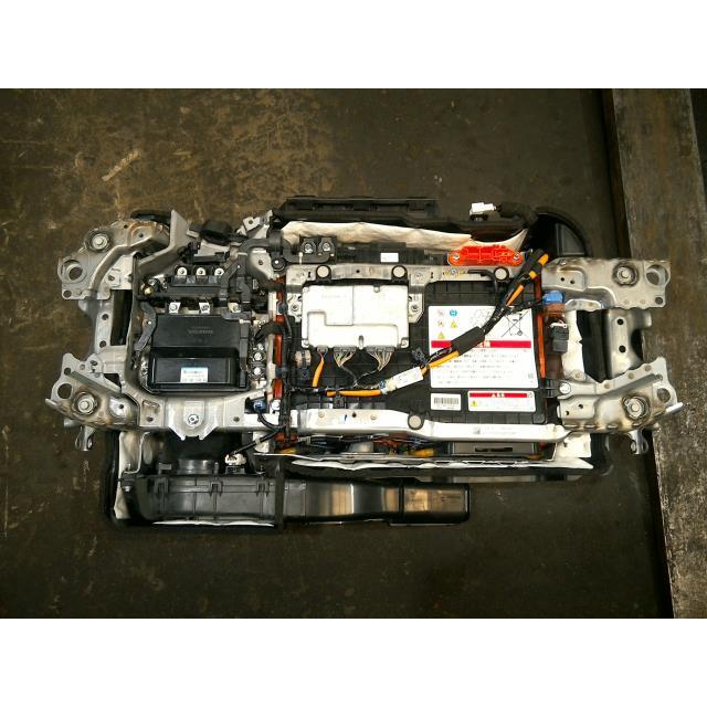 ヴェゼル DAA-RU4 HV・EV・FCVバッテリー ハイブリッドZ ホンダ