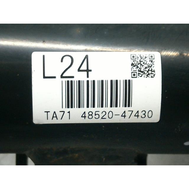 プリウス DAA-ZVW51 右Fストラット A 2ZR-FXE  CVT 070    48510-80A77の画像