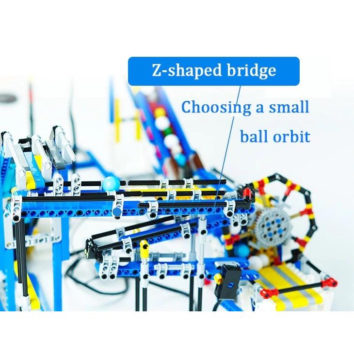 【極美品】 レゴ互換品 ボールエレベーター ビー玉回路 迷路 1260ピース 【Q3324416559】(17922円)