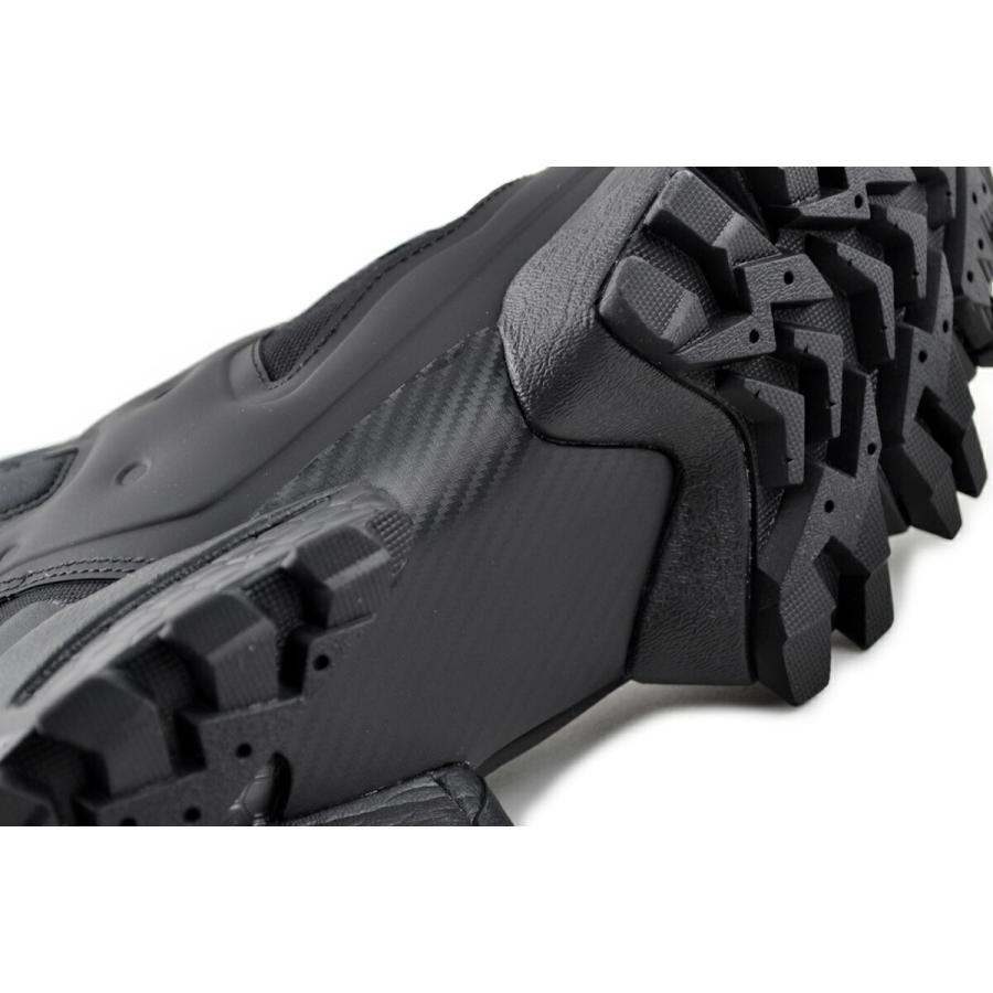 Reebok（リーボック） インスタポンプ フューリー ミッド ブラック