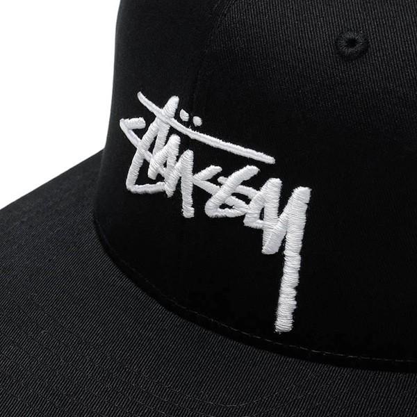 Stussy 黒キャップ スナップバック Stussy ブラック スナップバックキャップ - メルカリ