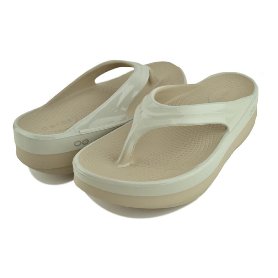OOFOS（ウーフォス） [ポイント10倍] [国内正規品]ウーフォス ウーメガ