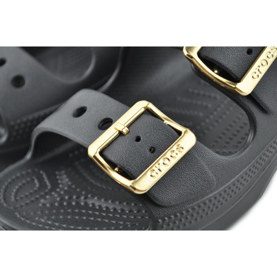 crocs（クロックス） サタデー メタリック バックル サンダル