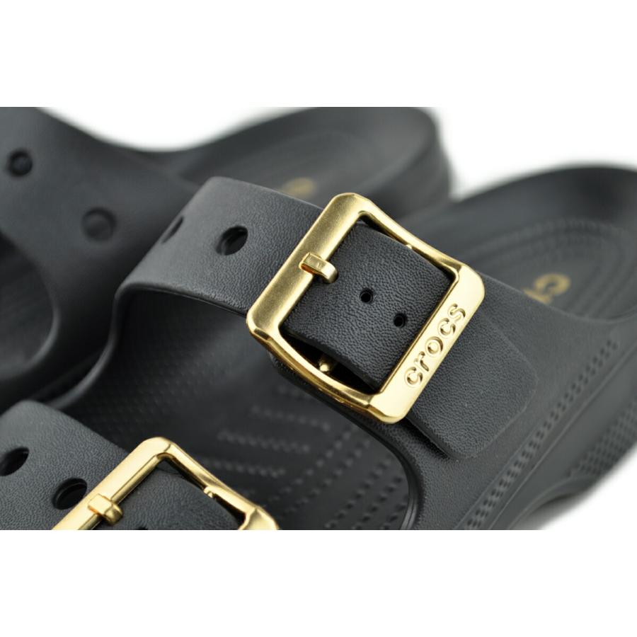 crocs（クロックス） サタデー メタリック バックル サンダル