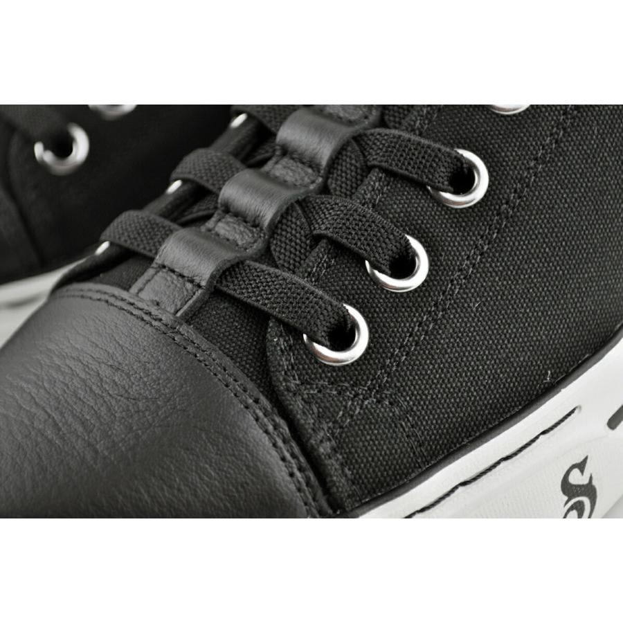 SKECHERS（スケッチャーズ） スヌープ ワン ロー ドッグ キャンバス