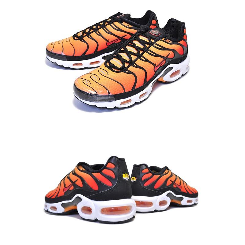 NIKE（ナイキ） エアマックス プラス NIKE AIR MAX PLUS OG black