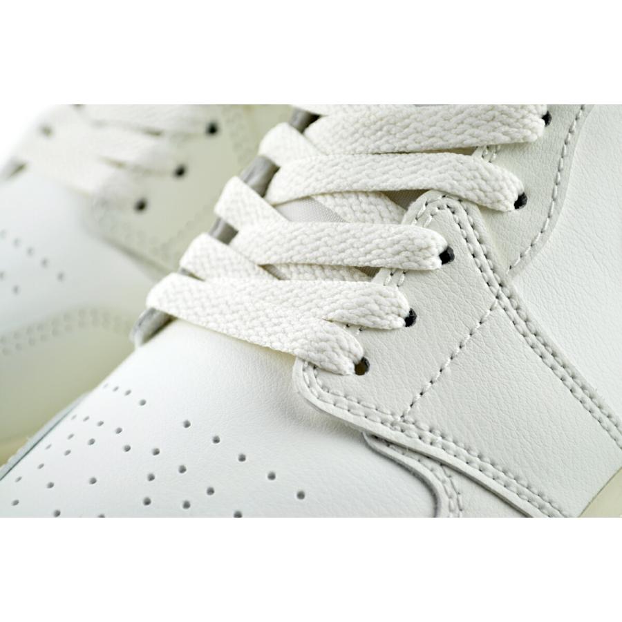 NIKE（ナイキ） ウィメンズ エアジョーダン 1 ロー セイル ラタン