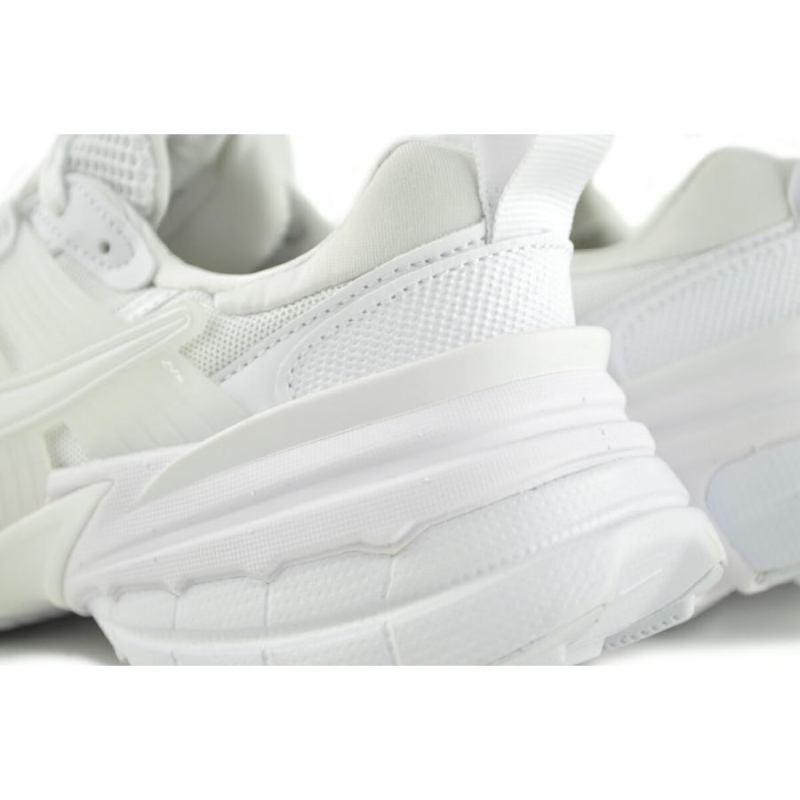 NIKE（ナイキ） ウィメンズ V2K ラン ホワイト NIKE WMNS V2K RUN wht