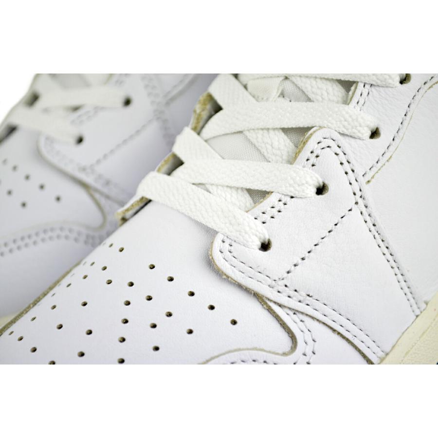 ナイキ エアジョーダン 1 ミッド SE GS ホワイト インダストリアルブルー セイル NIKE AIR JORDAN 1 MID SE(GS) wht/industrial blue-sail fn7432-141の画像