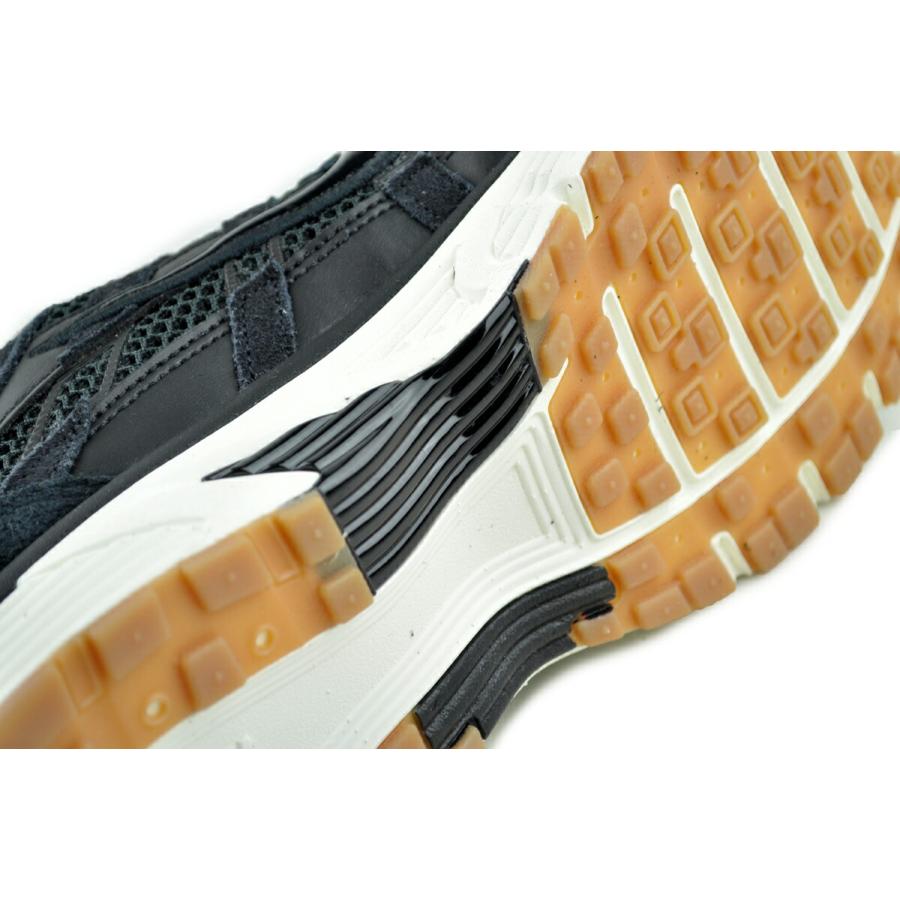 NIKE（ナイキ） P-6000 SE ブラック メタリックゴールドグレイン NIKE