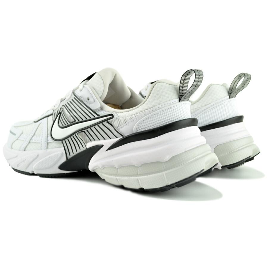 NIKE（ナイキ） ウィメンズ V2K ラン ホワイト ホワイトプラチナム