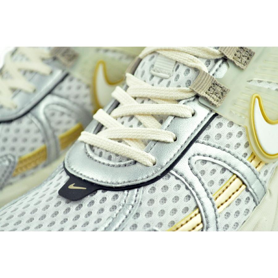 Amazon.com | Nike V2K Run Women's Shoes (HJ7245-100, White