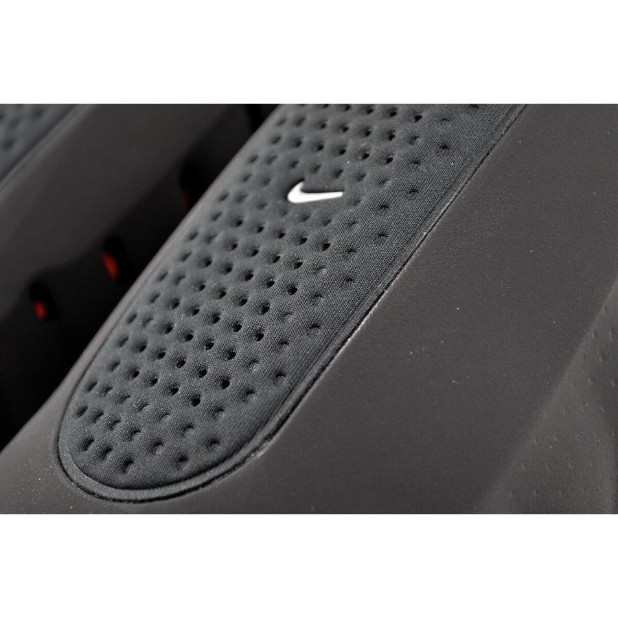 ナイキ マインド 001 ブラック クローム ハイパークリムゾン NIKE MIND 001 blk/chrome-hyper crimson hq4307-001の画像